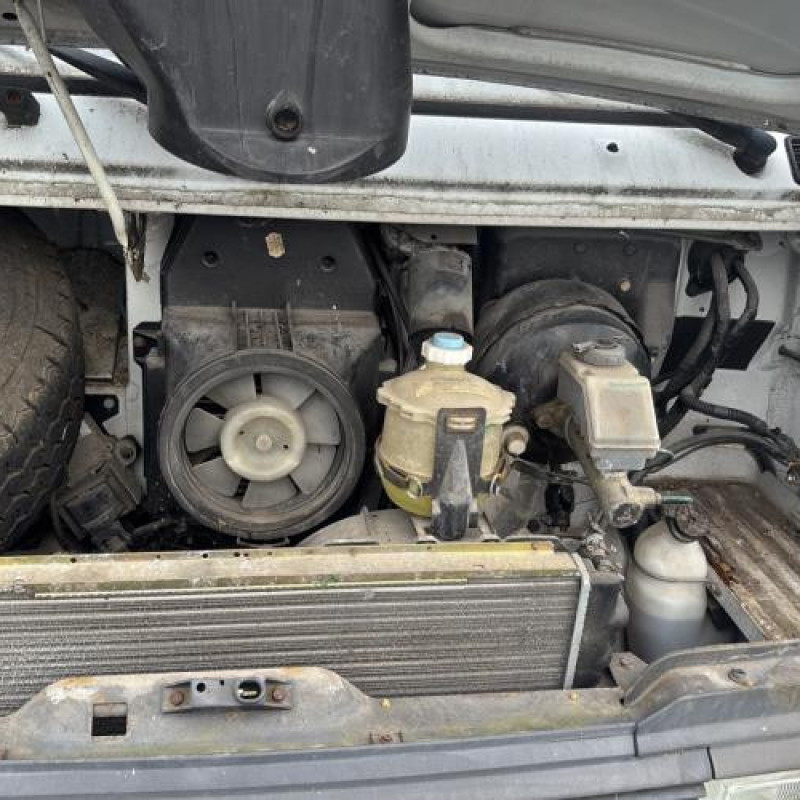 Optique avant secondaire gauche (feux)(clignotant) RENAULT MASTER 1 Photo n°14