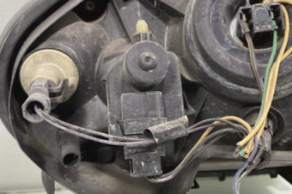 Optique avant principal gauche (feux)(phare) RENAULT CLIO 2
