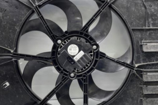 Moto ventilateur radiateur VOLKSWAGEN GOLF 8 Photo n°1