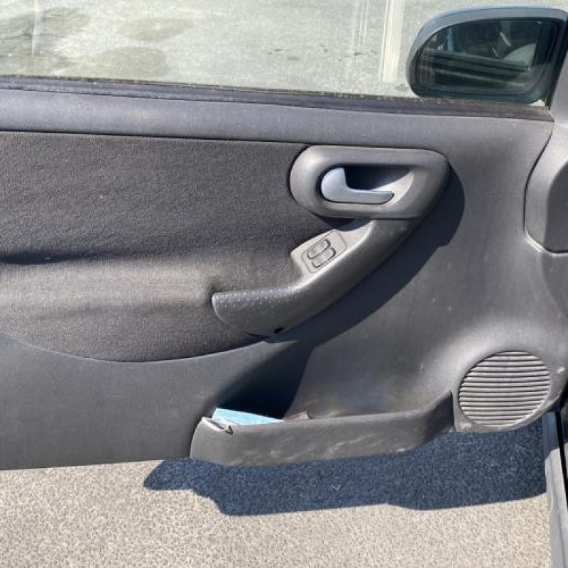 Aile avant droit OPEL CORSA C Photo n°15