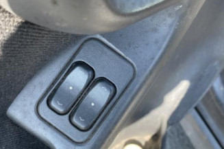 Aile avant droit OPEL CORSA C