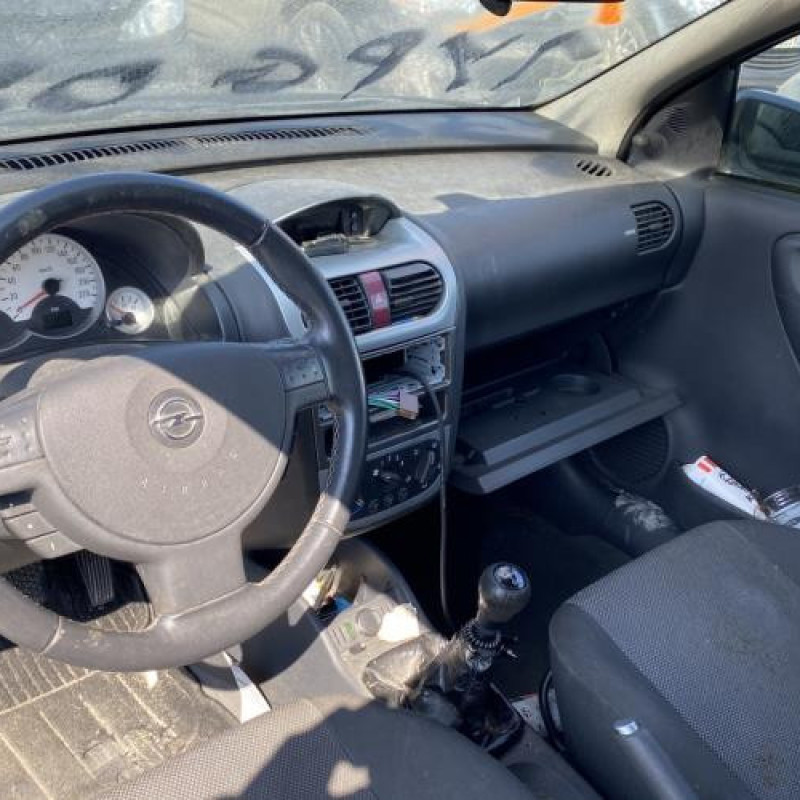 Aile avant droit OPEL CORSA C Photo n°20