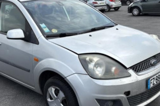 Aile avant droit FORD FIESTA 5