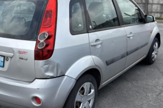 Aile avant droit FORD FIESTA 5