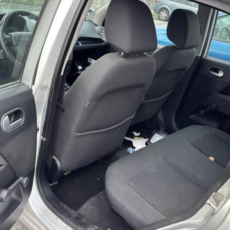 Aile avant droit FORD FIESTA 5 Photo n°14