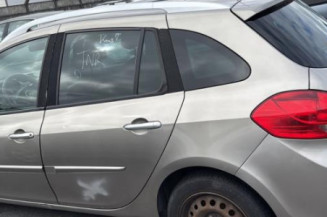 Aile avant gauche RENAULT CLIO 3