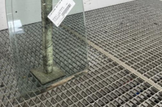 Custode arriere droit (porte) RENAULT CLIO 2