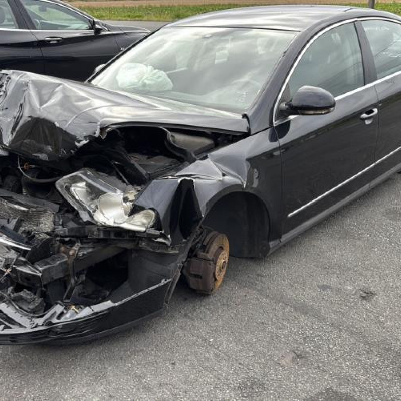 Custode arriere droit (porte) VOLKSWAGEN PASSAT 5 Photo n°5