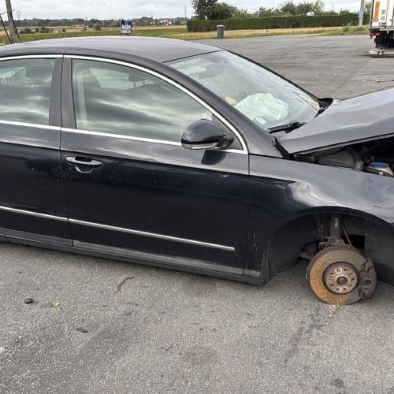 Custode arriere droit (porte) VOLKSWAGEN PASSAT 5 Photo n°12