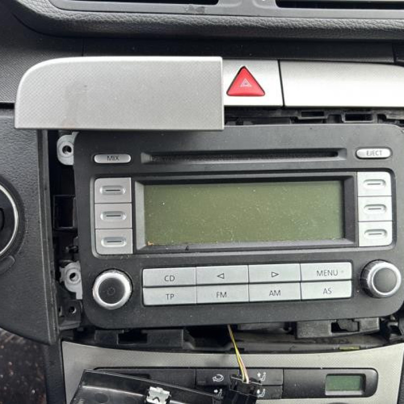 Custode arriere droit (porte) VOLKSWAGEN PASSAT 5 Photo n°20