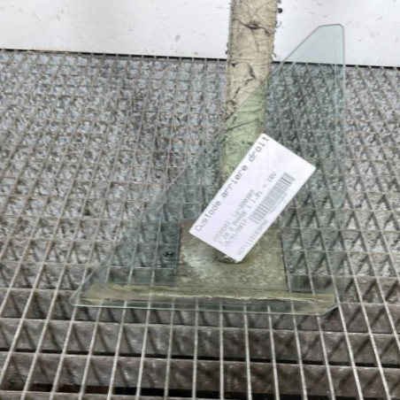 Custode arriere droit (porte) HYUNDAI I 20 2 Photo n°1