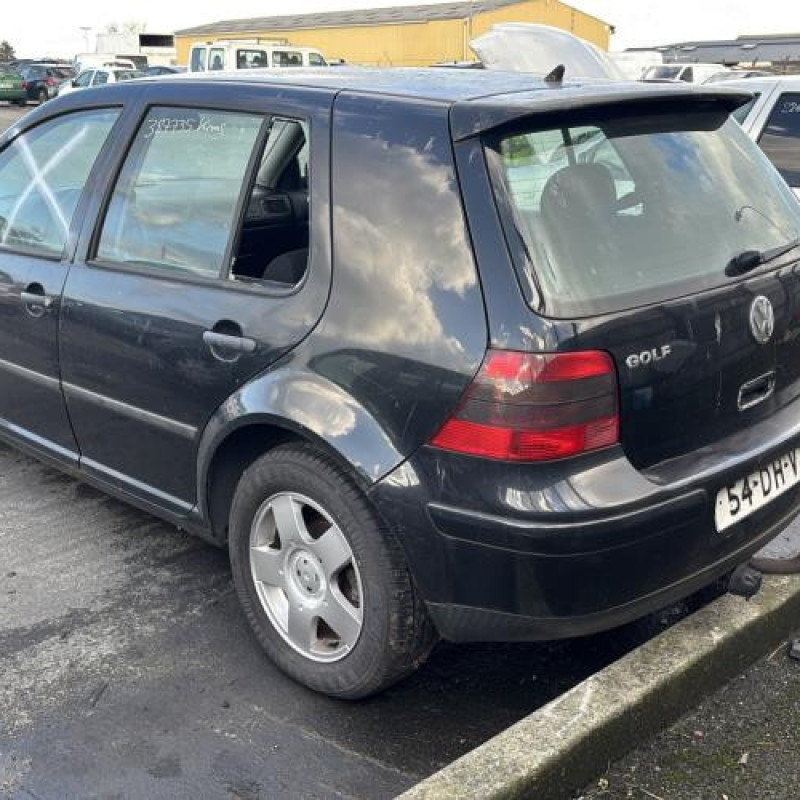 Pare choc avant VOLKSWAGEN GOLF 4 Photo n°10