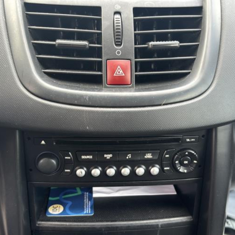 Custode avant gauche (porte) PEUGEOT 207 Photo n°19