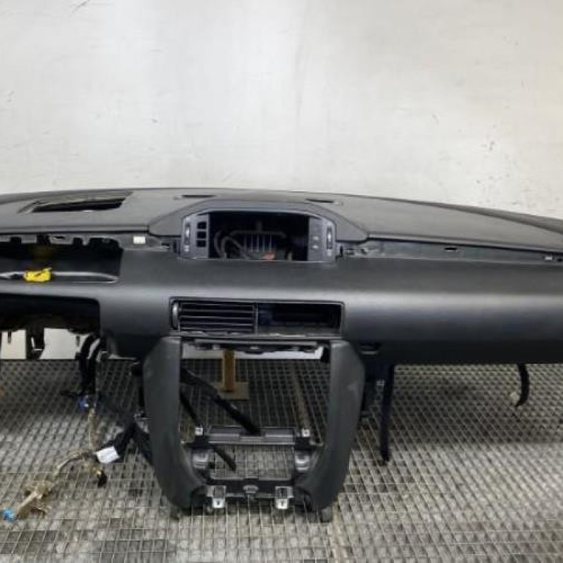 Planche de bord complete CITROEN C6 Photo n°1