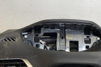 Planche de bord complete PEUGEOT 3008 2