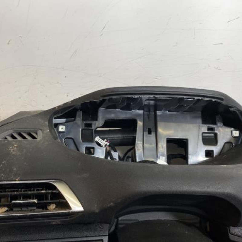 Planche de bord complete PEUGEOT 3008 2 Photo n°7