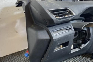 Planche de bord complete PEUGEOT 3008 2