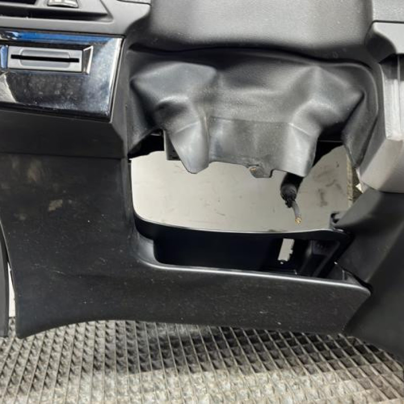 Planche de bord complete CITROEN C4 PICASSO 2 Photo n°10