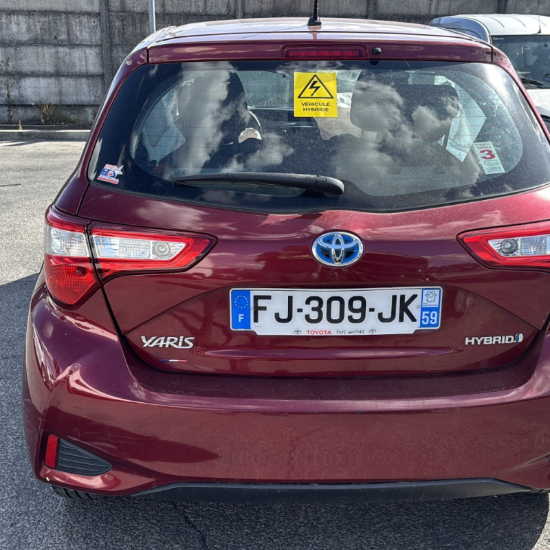 TOYOTA YARIS 3 PHASE 3 1.5i - 16V HYBRID Photo n°6