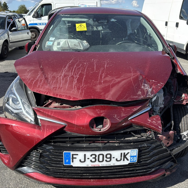 TOYOTA YARIS 3 PHASE 3 1.5i - 16V HYBRID Photo n°9