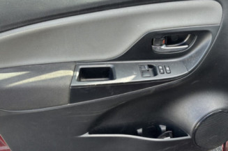 TOYOTA YARIS 3 PHASE 3 1.5i - 16V HYBRID