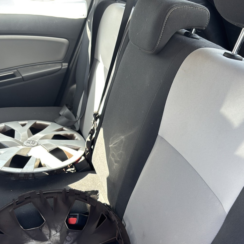 TOYOTA YARIS 3 PHASE 3 1.5i - 16V HYBRID Photo n°14