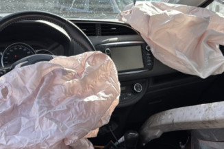 TOYOTA YARIS 3 PHASE 3 1.5i - 16V HYBRID