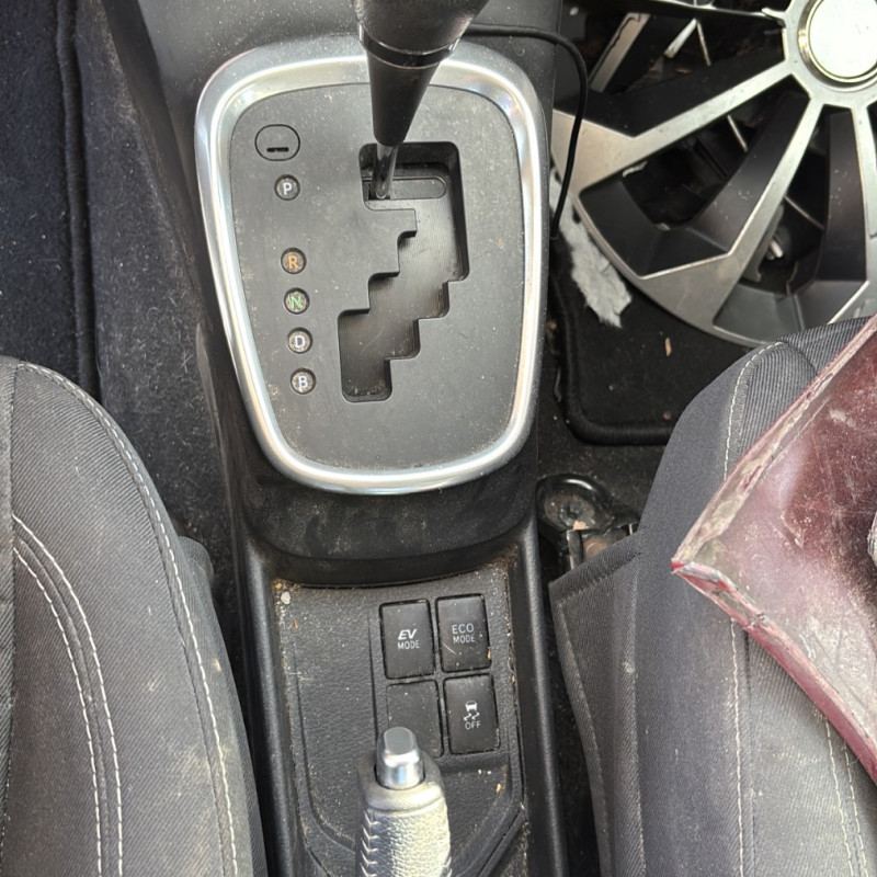 TOYOTA YARIS 3 PHASE 3 1.5i - 16V HYBRID Photo n°20