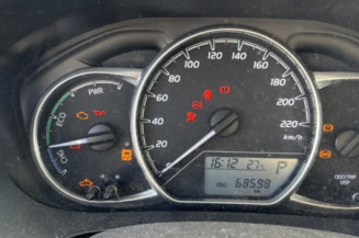 TOYOTA YARIS 3 PHASE 3 1.5i - 16V HYBRID