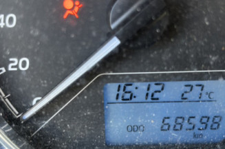 TOYOTA YARIS 3 PHASE 3 1.5i - 16V HYBRID