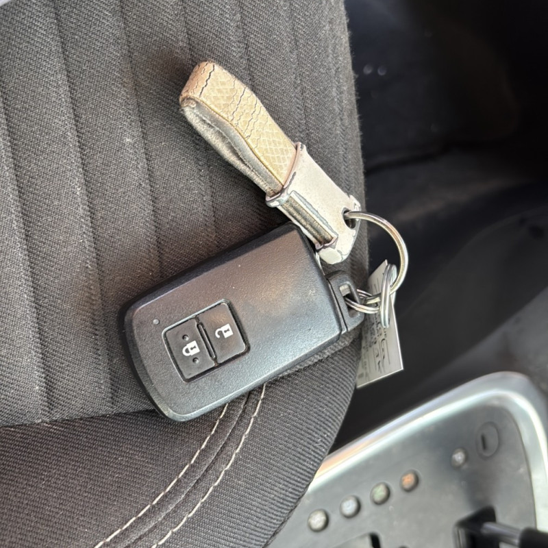 TOYOTA YARIS 3 PHASE 3 1.5i - 16V HYBRID Photo n°23