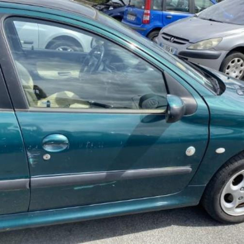 Moteur PEUGEOT 206 Photo n°20