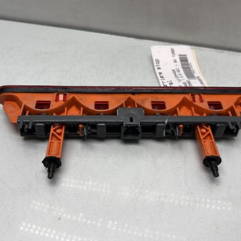 Feu arriere stop central PEUGEOT 307 Photo n°2