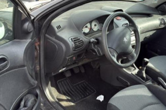 Vitre avant droit PEUGEOT 206