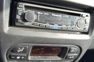 Vitre avant droit PEUGEOT 206
