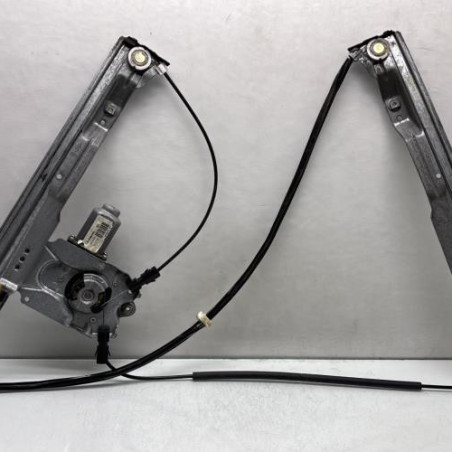 Leve vitre electrique avant droit RENAULT CLIO 3 Photo n°1