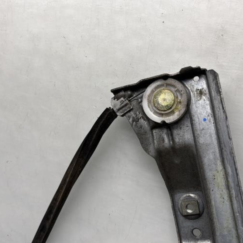 Leve vitre electrique avant droit RENAULT CLIO 3 Photo n°3