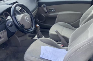 Levier frein à main RENAULT CLIO 3