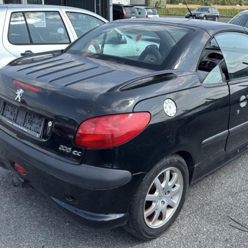 Pare boue avant droit PEUGEOT 206 Photo n°7