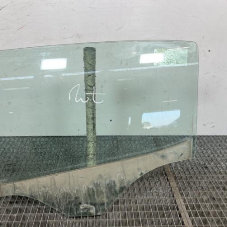 Vitre arriere gauche RENAULT MEGANE 4 Photo n°1