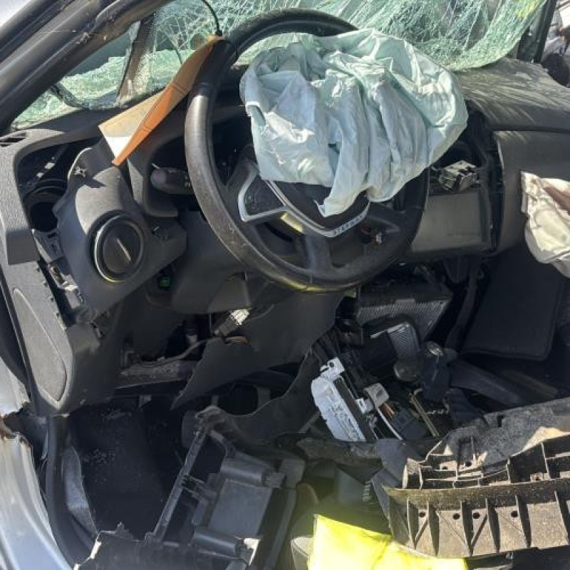 Vitre arriere droit DACIA SANDERO 2 Photo n°14