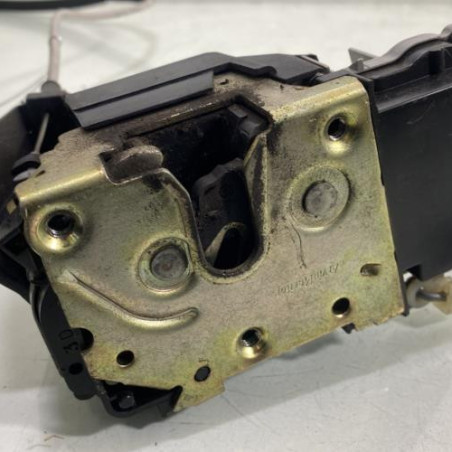 Serrure avant droit PEUGEOT 307