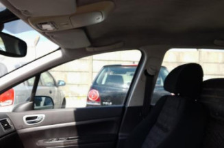 Serrure avant droit PEUGEOT 307