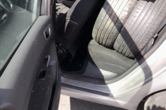 Serrure avant droit PEUGEOT 307