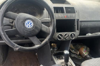 Retroviseur gauche VOLKSWAGEN POLO 4