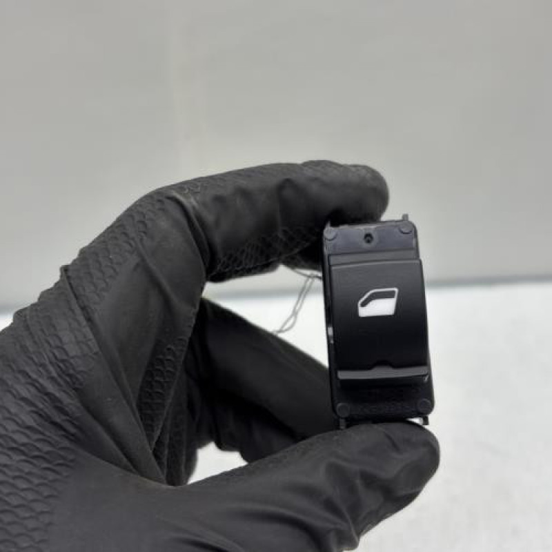 Interrupteur de leve vitre avant droit CITROEN C3 AIRCROSS Photo n°1