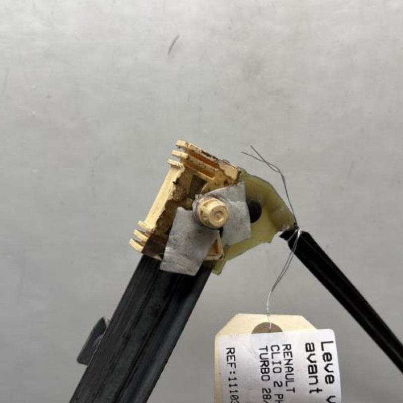 Leve vitre electrique avant droit RENAULT CLIO 2 Photo n°2