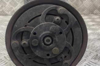 Compresseur clim RENAULT CLIO 4 Photo n°1