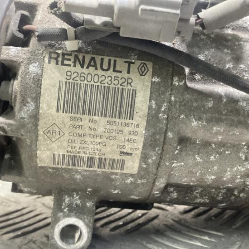 Compresseur clim RENAULT CLIO 4 Photo n°3