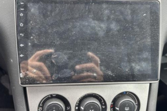 Feu arriere stop central PEUGEOT 308 1